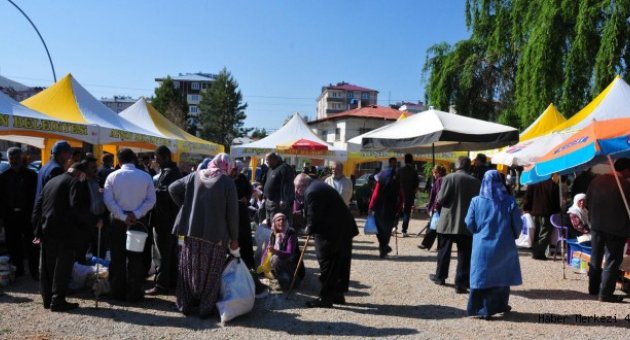 AFŞİN BELEDİYESİ GEÇİCİ KÖY PAZARI KURDU