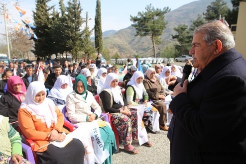 AK KADROLAR BATI BELDELERİNE ÇIKARMA YAPTI..