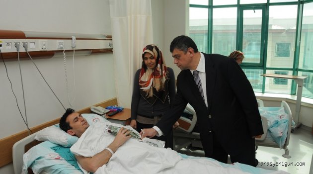 Arıkan hasta ve hasta yakınlarının hayır duasını aldı