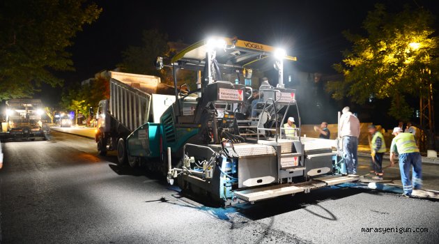Asfalt Ekiplerinden Gece Mesaisi