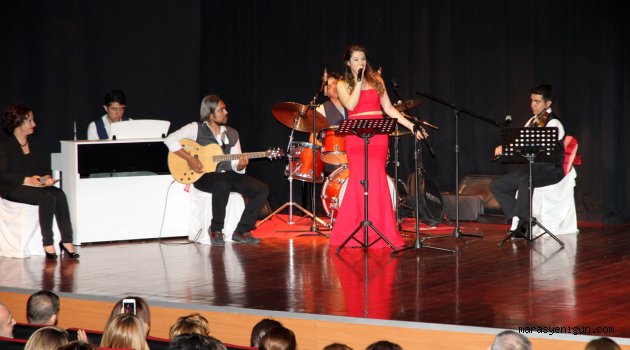 Aşka Dair” Dinleti İle Şiir Dünyasına Yolculuk