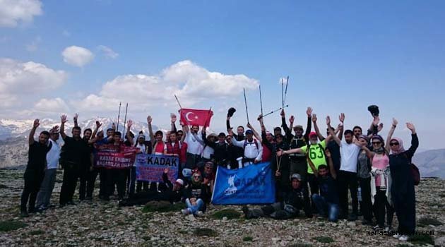 Atlık Dağına Birlikte Tırmandılar