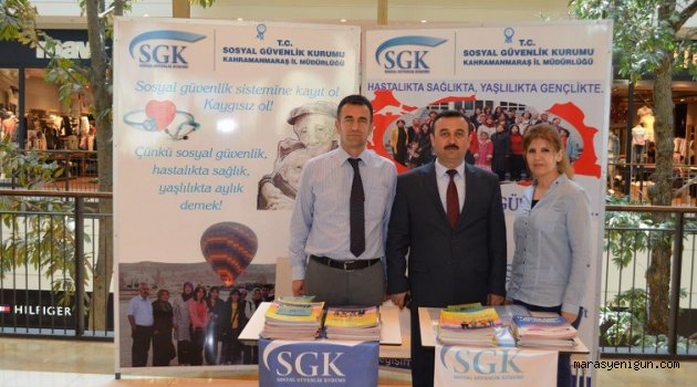 AVM’de Bilgilendirme Standı Açıldı