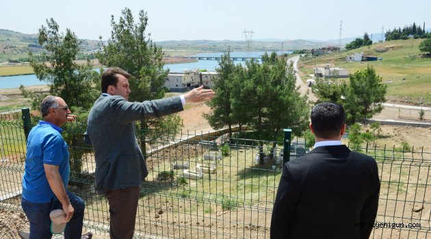 Başkan Erkoç’tan Mezarlık Alanında İnceleme