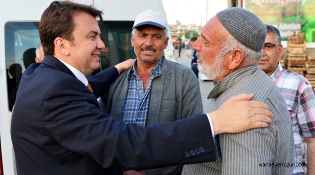 Başkan Erkoç Vatandaşlarla Kucaklaştı
