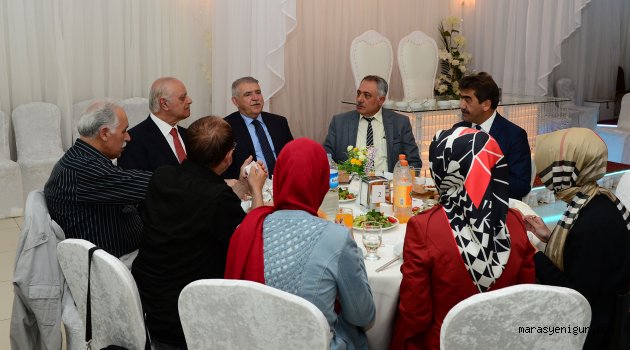 Başkan Mahçiçek İlahiyatçıları Konuk Etti