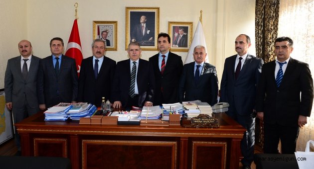 BAŞKAN MAHÇİÇEK TEOG BİRİNCİLERİNNİ ÖDÜLLENDİRDİ