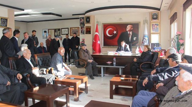Başkan Nursi Çeleğen, Hafta Sonu Da Çalışmalarına Ara Vermiyor.