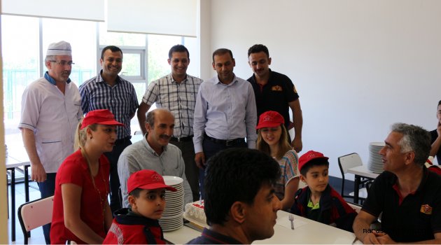 Büyükşehir İtfaiyesi, Minik Ziyaretçilerine Sıra Dışı Bir Gün Yaşattı