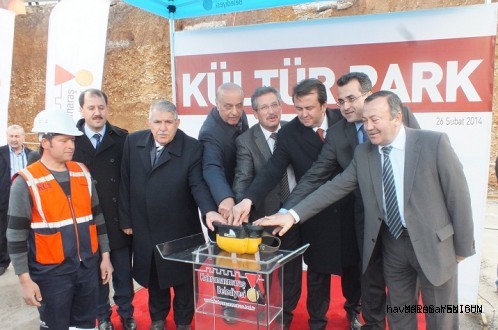 CEVDET HOCA’DA BUTONA BASTI..