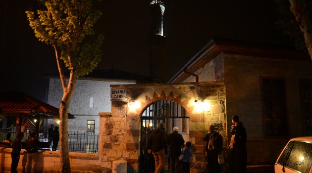 DİVANLI CAMİ'NDE REGAİP KANDİLİ COŞKUSU