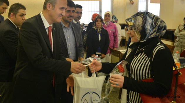 DULKADİROĞLU’NUN ÇİÇEKLERİ ÖĞLE YEMEĞİNDE BİR ARAYA GELDİ