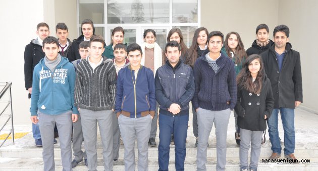 Elbistanlı gençlerin Mahir Ünal sevgisi