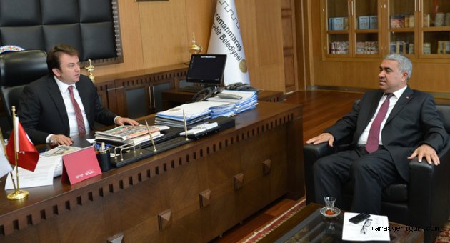 ESNAF ODALARI BAŞKAN ERKOÇ’A KAFTAN GİYDİRDİ