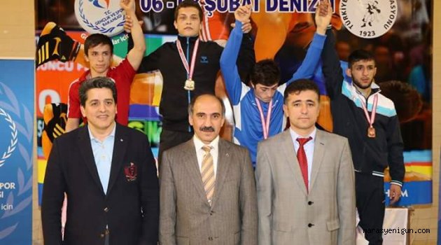 Gençler Türkiye Şampiyonu Büyükşehir'den