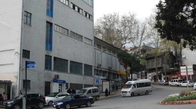 Kalenin Siluetini Bozan Bina