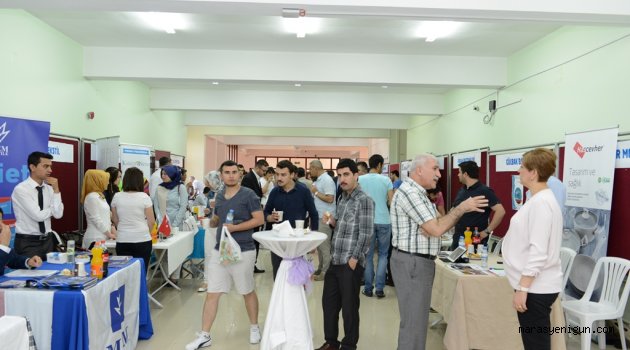 Kariyer Günleri KSÜ Öğrencileri ile Sektör Temsilcilerini Buluşturdu