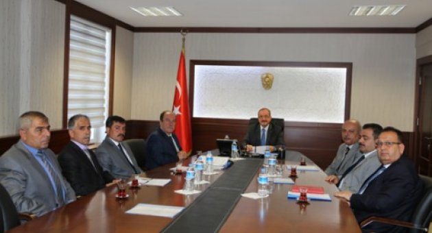 Köy korucularına maddi destek..