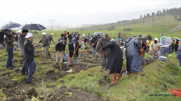 KSÜ Karacasu Yerleşkesinde Çanakkale Şehitleri Anısına 500 Fidan Dikildi