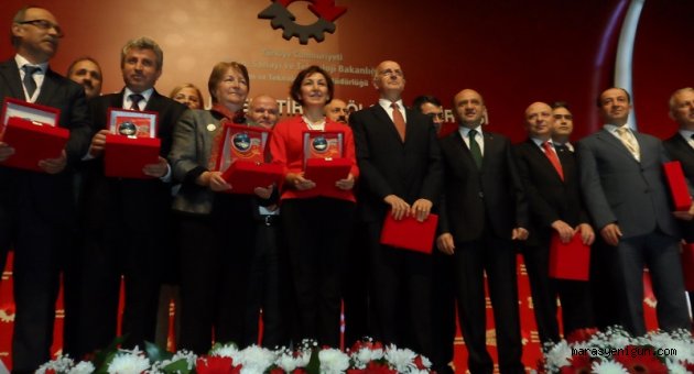 KSÜ TEKNOKENT İKİNCİLİK ÖDÜLÜNÜ BAKAN IŞIK’IN ELİNDEN ALDI