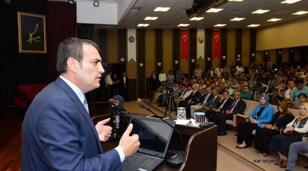 Mahir Ünal KSÜ’de “Yeni Anayasa ve Başkanlık Sistemi” Konulu Konferans Verdi