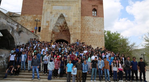 Malatya Anadolu Lisesinden Başkan Güven’e Anlamlı Ziyaret…