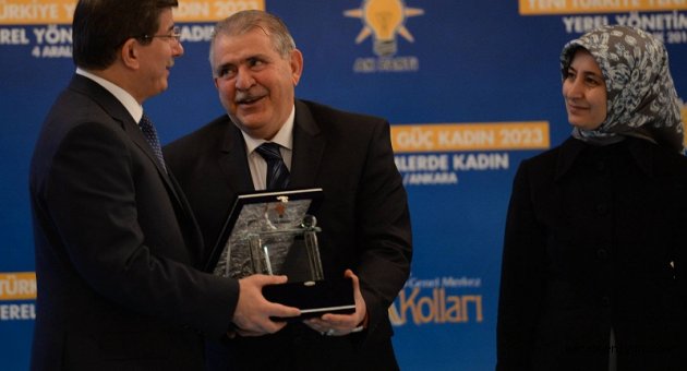 ONİKİŞUBAT BELEDİYESİ’NE BÜYÜK ONUR