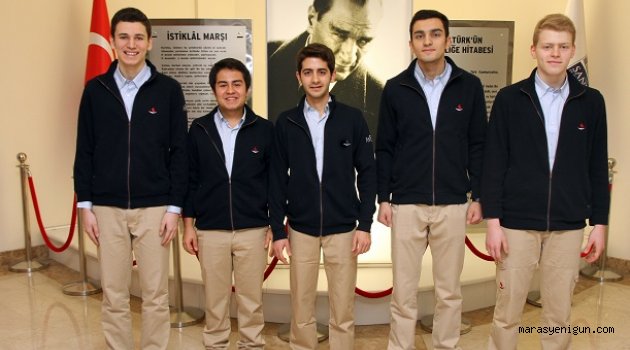 Özel Sanko Koleji münazara takımı finallerde