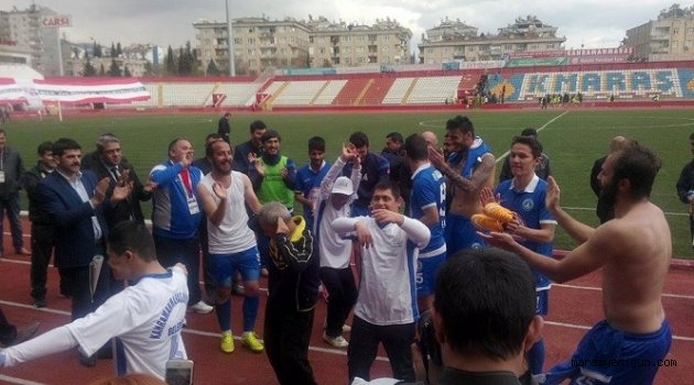 Özel taraftarlar, büyükşehir belediye spor'a galibiyet getirdi