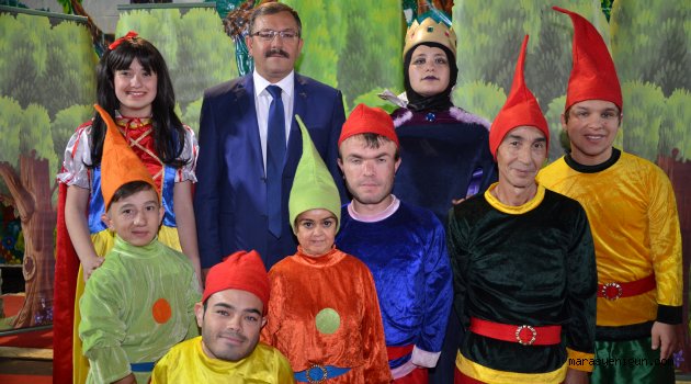 Pamuk Prenses ve Yedi CücelerGöksun’lu Öğrencilerle Buluştu