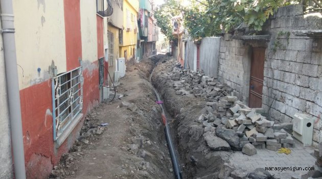 Senem Ayşe Mahallesinin İçme Suyu Şebekesi Yenileniyor