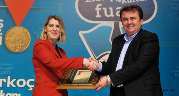 SEVDA TÜRKÜSEV’DEN KONFERANS..