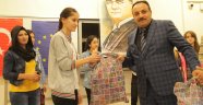 850 Öğrenciye Spor ve Kırtasiye Malzemesi Verildi.