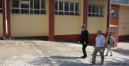 Öğrencisi Olduğu Okulu 38 Yıl Sonra Belediye Başkanı Olarak Ziyaret Etti