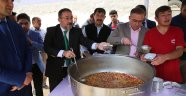 Afşin Belediyesi Aşure Dağıttı