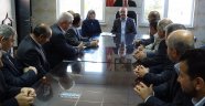 Ak Partide Yüzler Gülüyor…