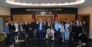 Alperen, “Biz AB ülkeleri ile Ortadoğu ülkeleri arasında bir köprüyüz”