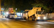 Asfalt ekiplerinden gece mesaisi