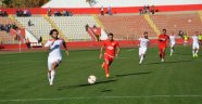 Aslandan Evde Çıt Yok