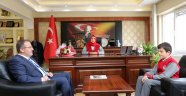 Başkan Güven Koltuğu Busenur Kılıç’a Teslim Etti