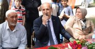 Başkan Okay, Elmalar mahallesini ziyaret etti
