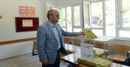 BAŞKAN OKAY, KIZ İMAM HATİP’TE OY KULLANDI