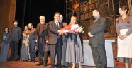 Büyükşehir’den Öğrencilere Tiyatro Hediyesi