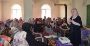 Büyükşehir'den kadın çiftçilere aile içi iletişim seminerleri...