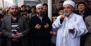Doğukent Camiinden Bayırbucak Türkmenlerine Yardım Eli