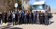 Ekinözü'nde bayırbucak türkmenlerine yardım tırı yola çıktı.