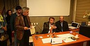 ERKOÇ, TEMA ROZETİ TAKTI..