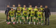 Fidan Zorlanmadan Galibiyete Ulaştı