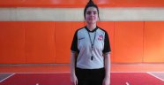 Genç Hakem Dilara Göz Doldurdu