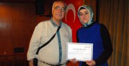 Hem Şiir Okudular Hem Sertifika Aldılar